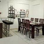 Chloe Maxi 108 Sqm