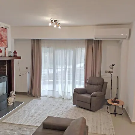 Chloe Maxi 108 Sqm Apartmán