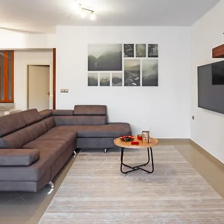 Apartament Chloe Maxi 108 Sqm