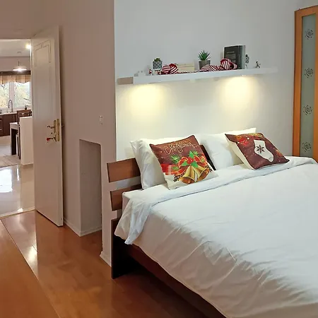 Chloe Maxi 108 Sqm * 카스토리아