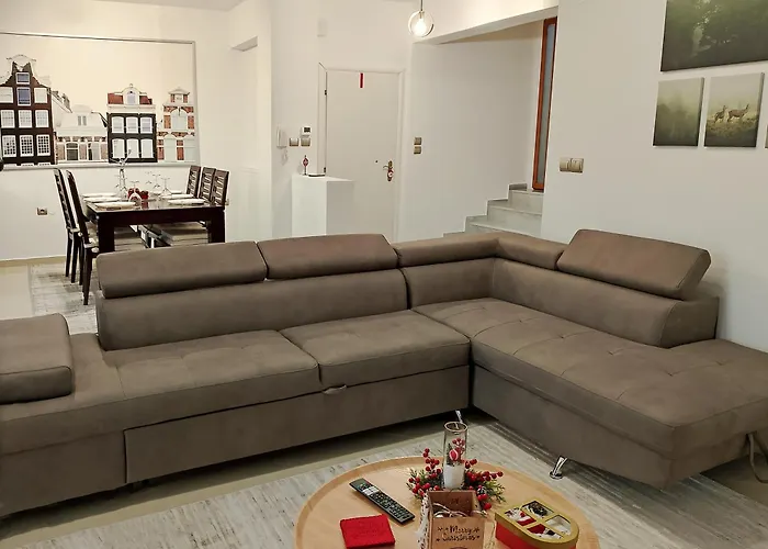 Chloe Maxi 108 Sqm Apartment *