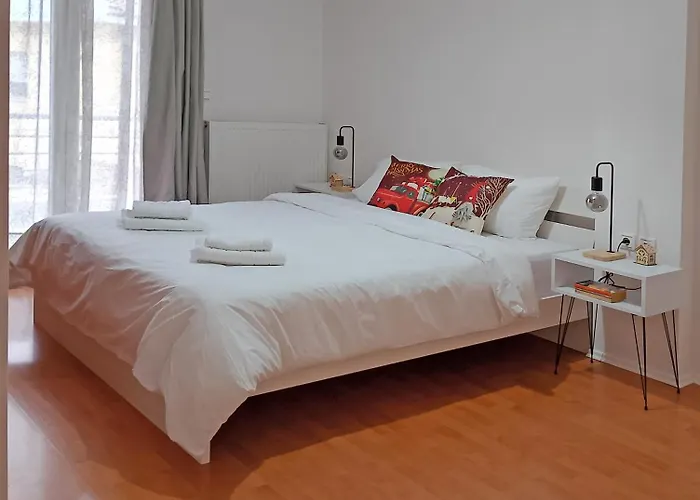 Chloe Maxi 108 Sqm