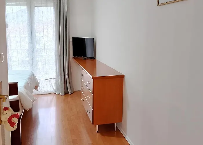 Chloe Maxi 108 Sqm
