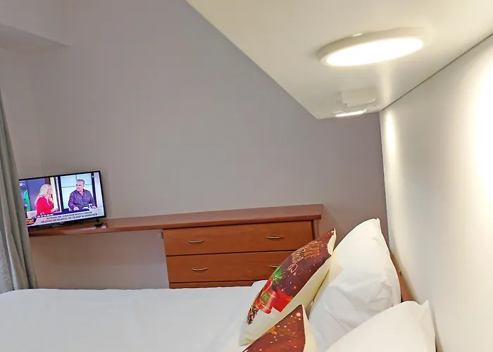 Chloe Maxi 108 Sqm Kasztoriá